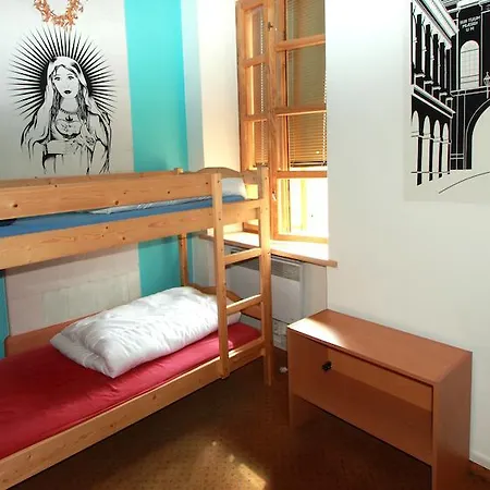 Hostelgate *